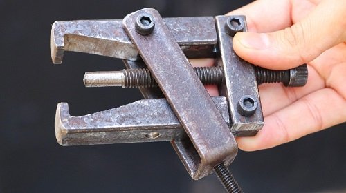 Make A Armature Bearing Puller || DIY Bearing Puller