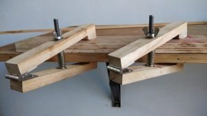 Read more about the article How To Make A Wooden Clamp