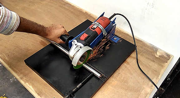 Read more about the article How To Make Angle Grinder Stand